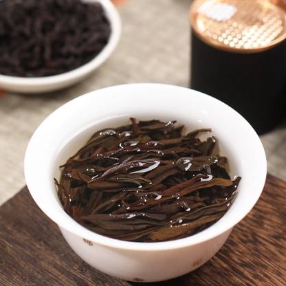 Wuyi Da Hong Pao Rock Oolong Tea – Premium Gift Box (8g × 12 Sachets)