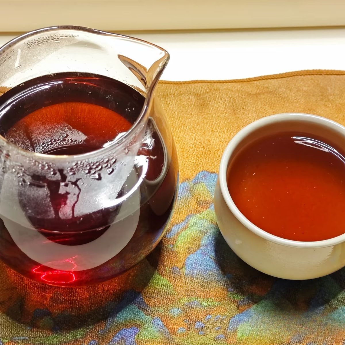 2016 Aged Banzhang Ripe Pu'er Cake (357g | Rich & Mellow | Crimson Liquor)