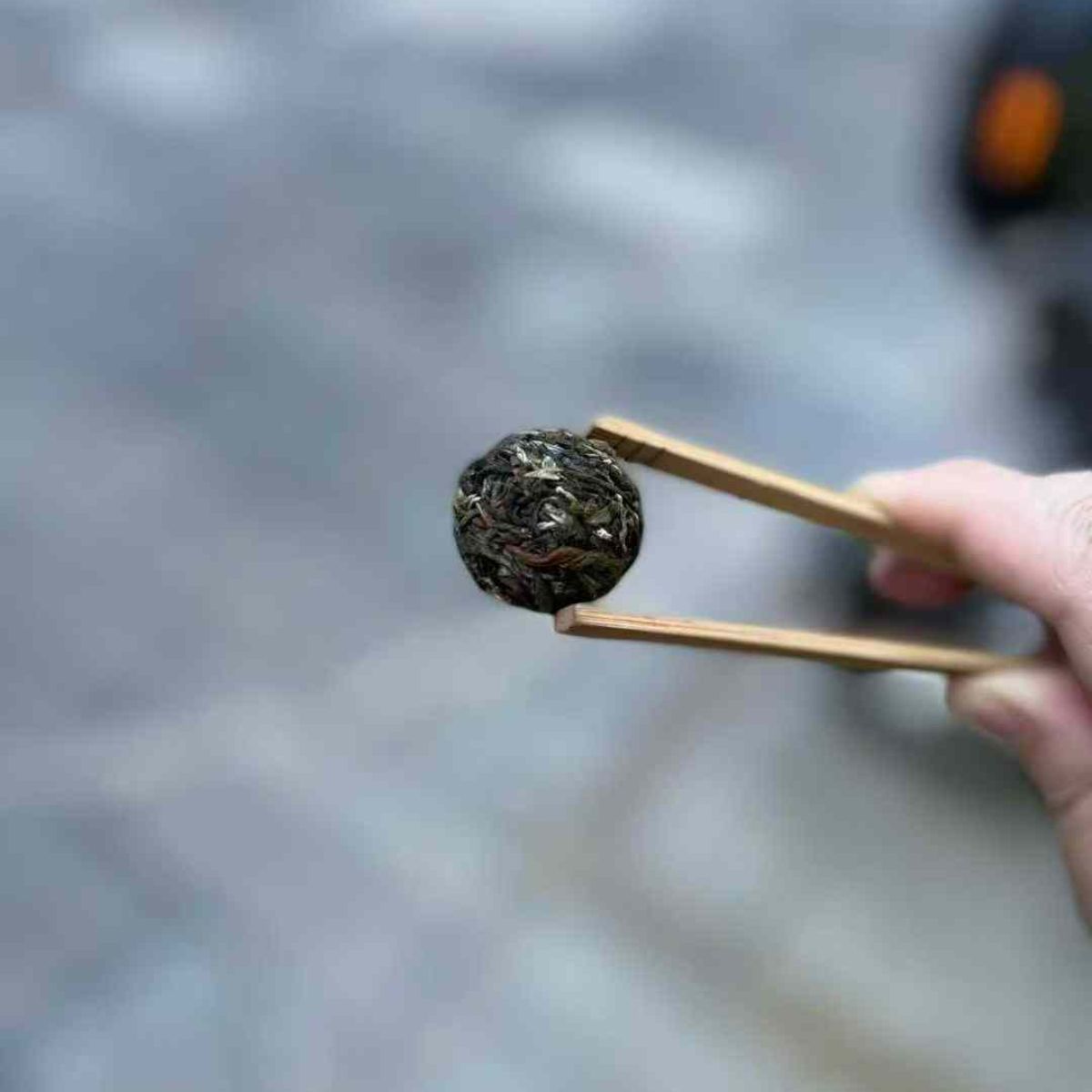 Fenghuangwo Dragon Pearl Sheng Puerh Tea - 8g per Pearl