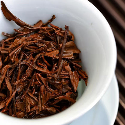 Lapsang Souchong Black Tea – Smoky, Bold & Timeless Fujian Classic