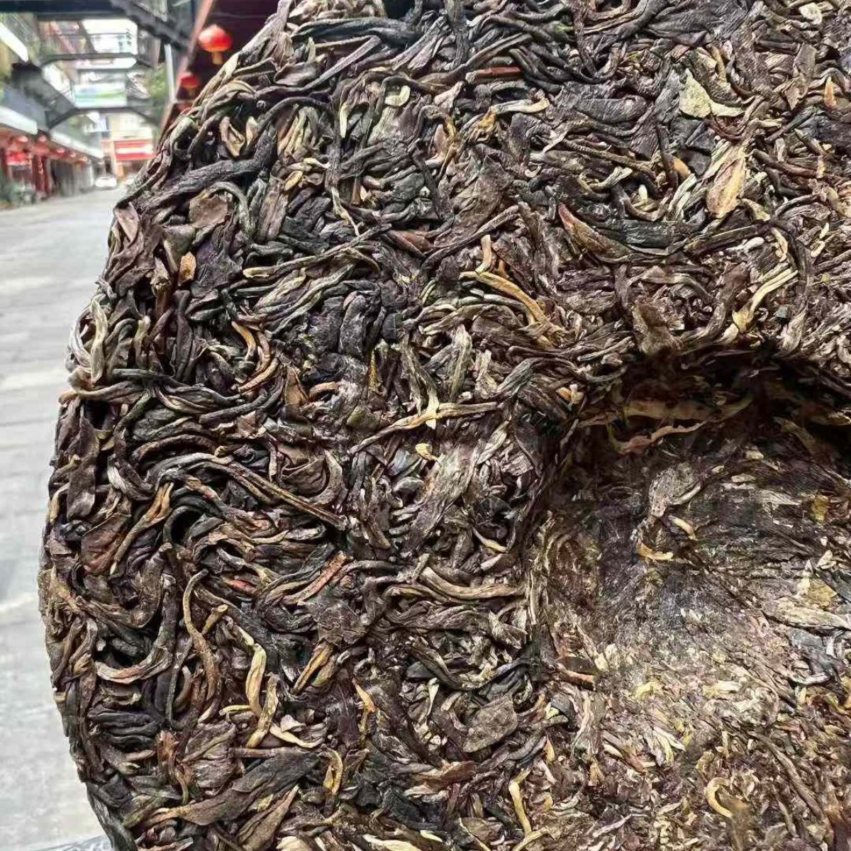 Da Xue Shan Wild Ancient Tree Sheng Puerh Tea Cake 2003 - 500g Lincang