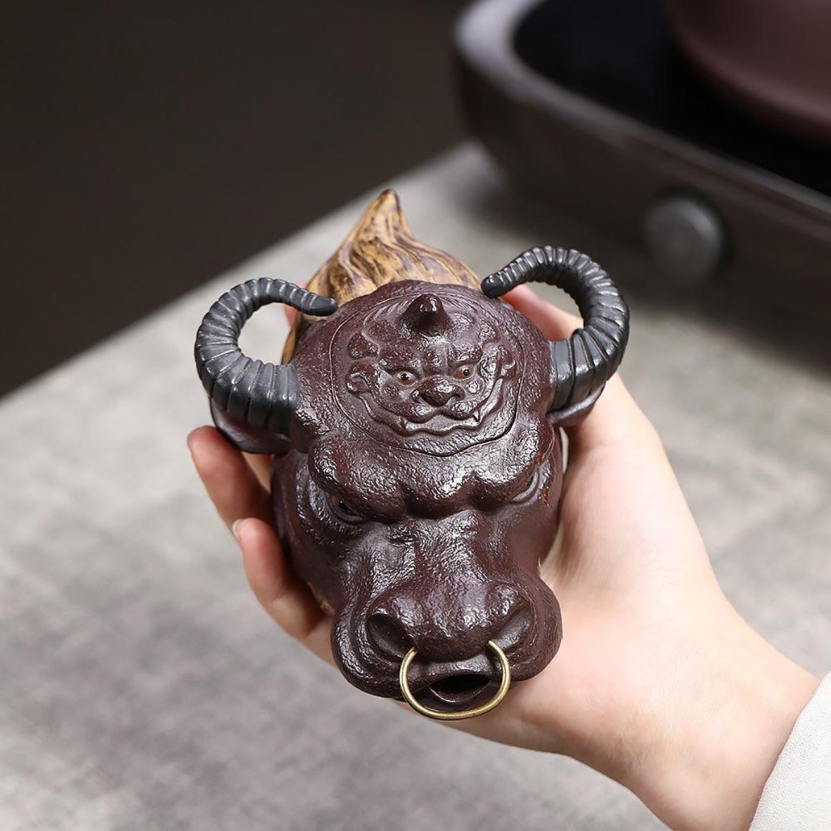 Handmade Yixing Purple Clay Teapot 160ml - Original Zi Ni Fortune Ox Hand Grip Zisha Gongfu Tea Pot