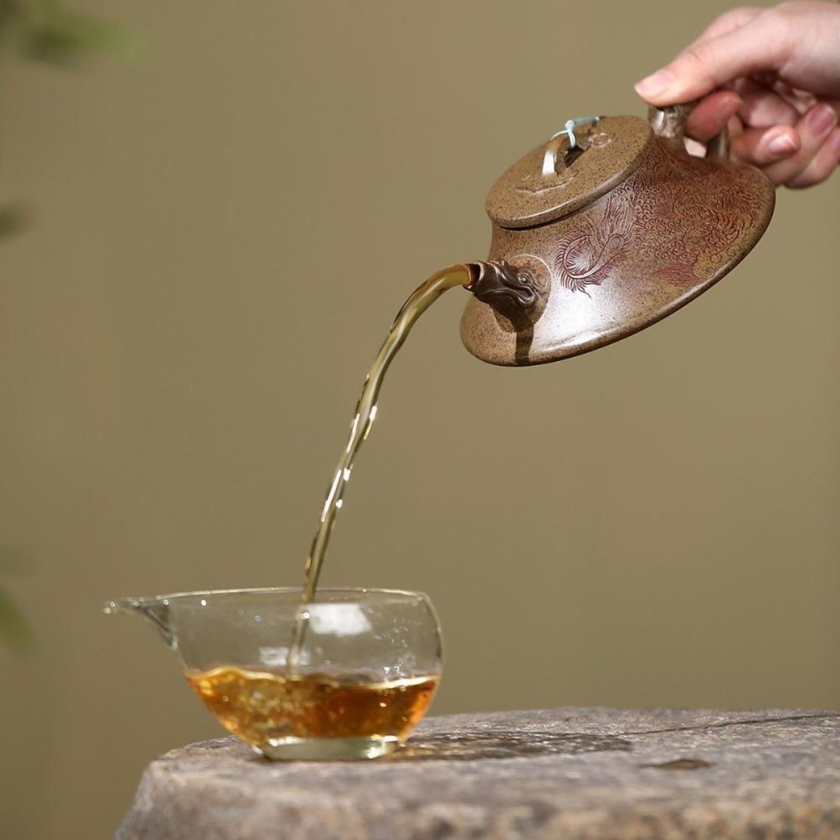 Auspicious Dragon Ladle Yixing Teapot - Cloud Mist Agarwood Clay 180ml