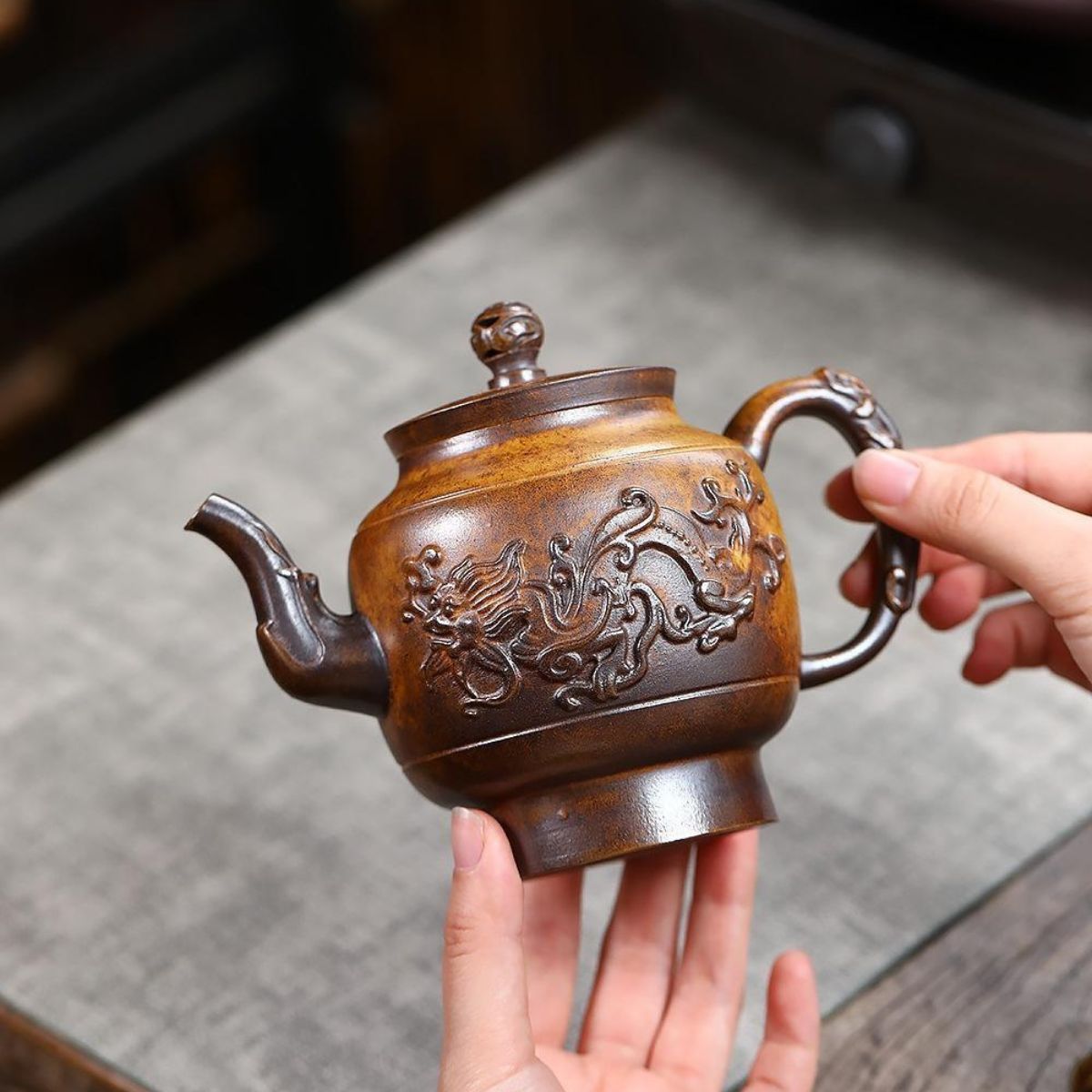 Handmade Yixing Purple Clay Teapot 420ml - Wood-Fired Dragon Bone Gold Sand Palace Lantern Gongfu Tea Pot