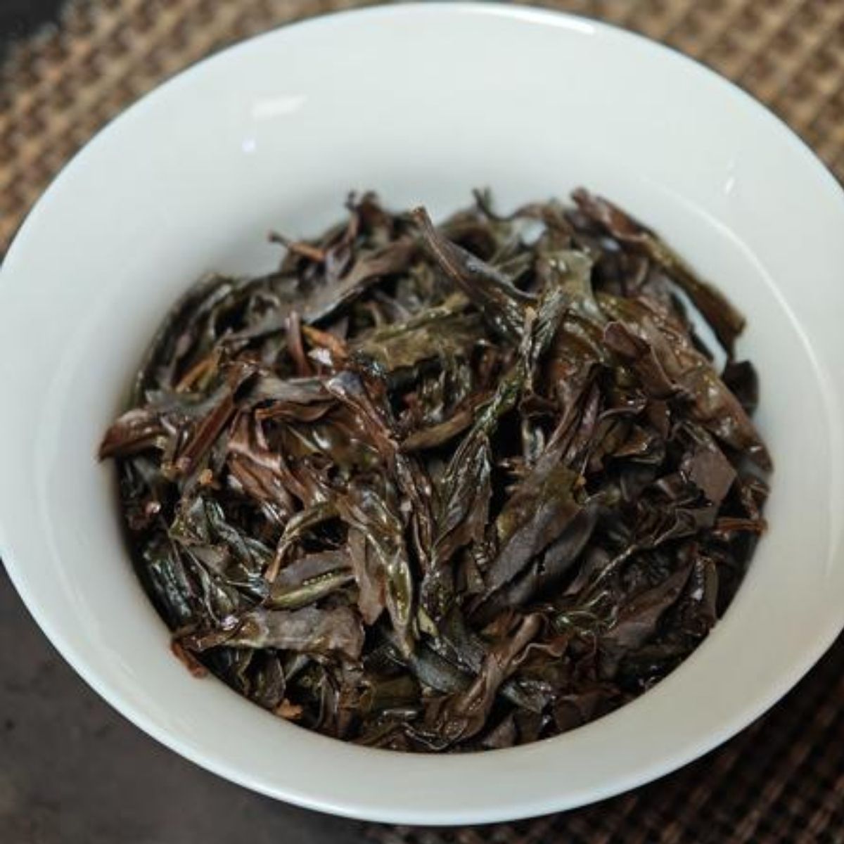 Taohua Ruixiang | Wuyi Rock Oolong — Peach Blossom, Honey & Delicate Orchid