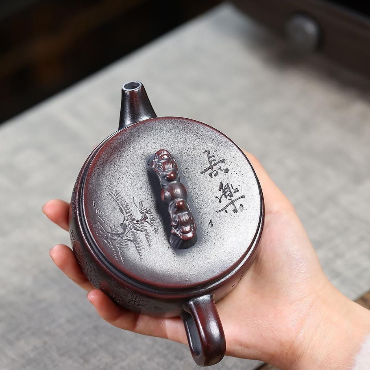 Chang Le Wei Yang Yixing Teapot | Raw Gu Wu Ni Ancient Dark Zisha Clay | Handcrafted 230ml