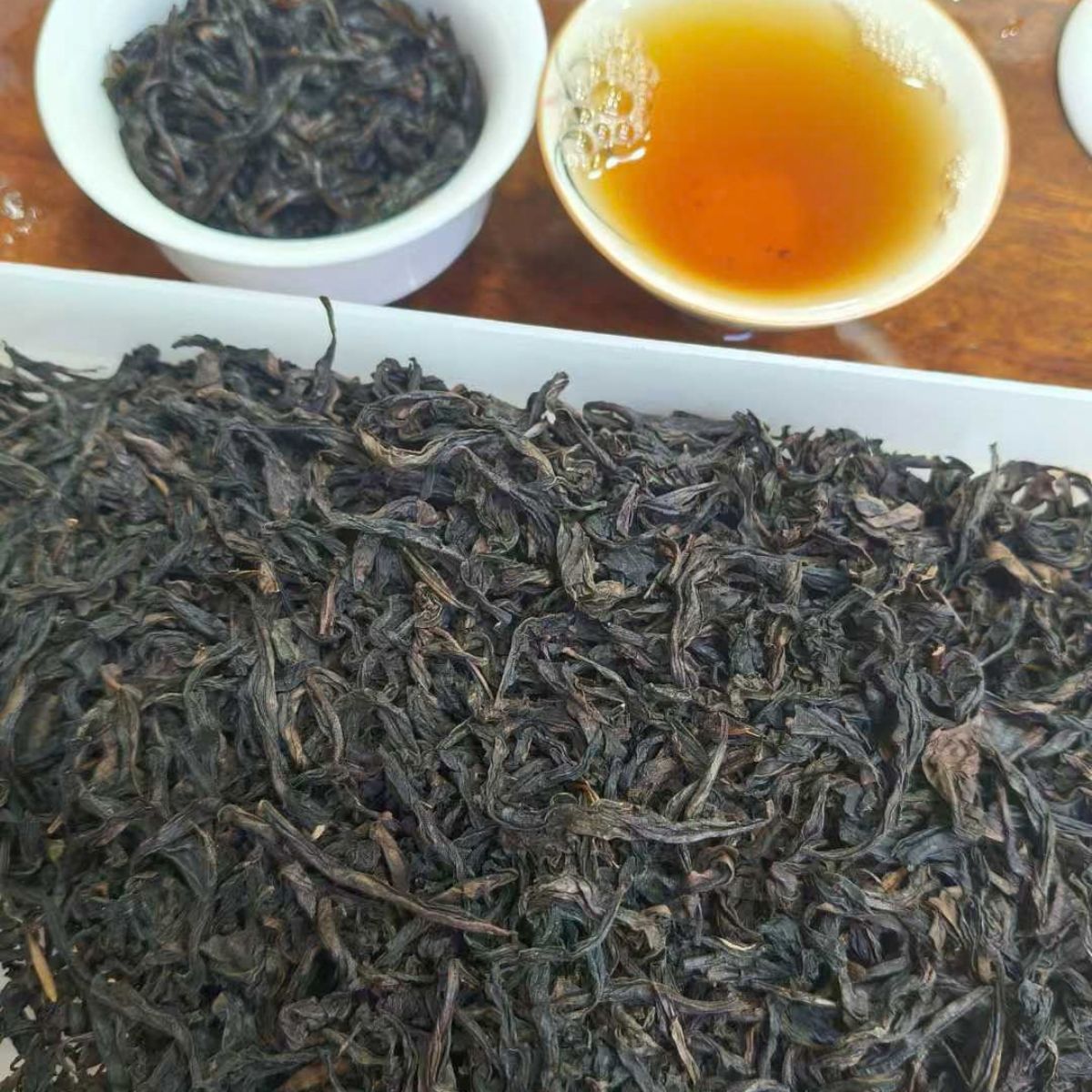 Da Hong Pao - Big Red Robe Wuyi Rock Oolong Tea