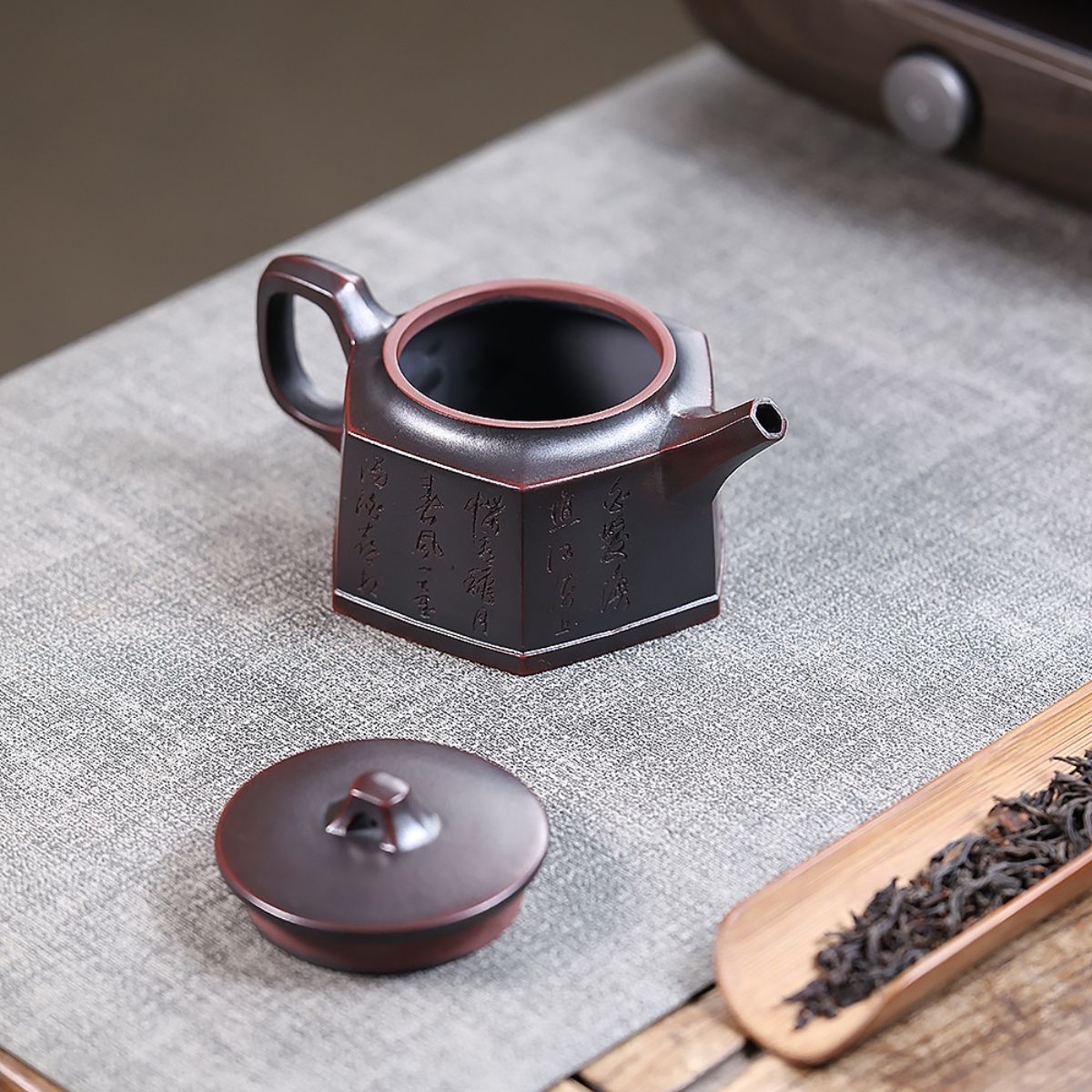 Liufang Jinglan Yixing Teapot — Handcrafted Ancient Wuni Clay, 280ml