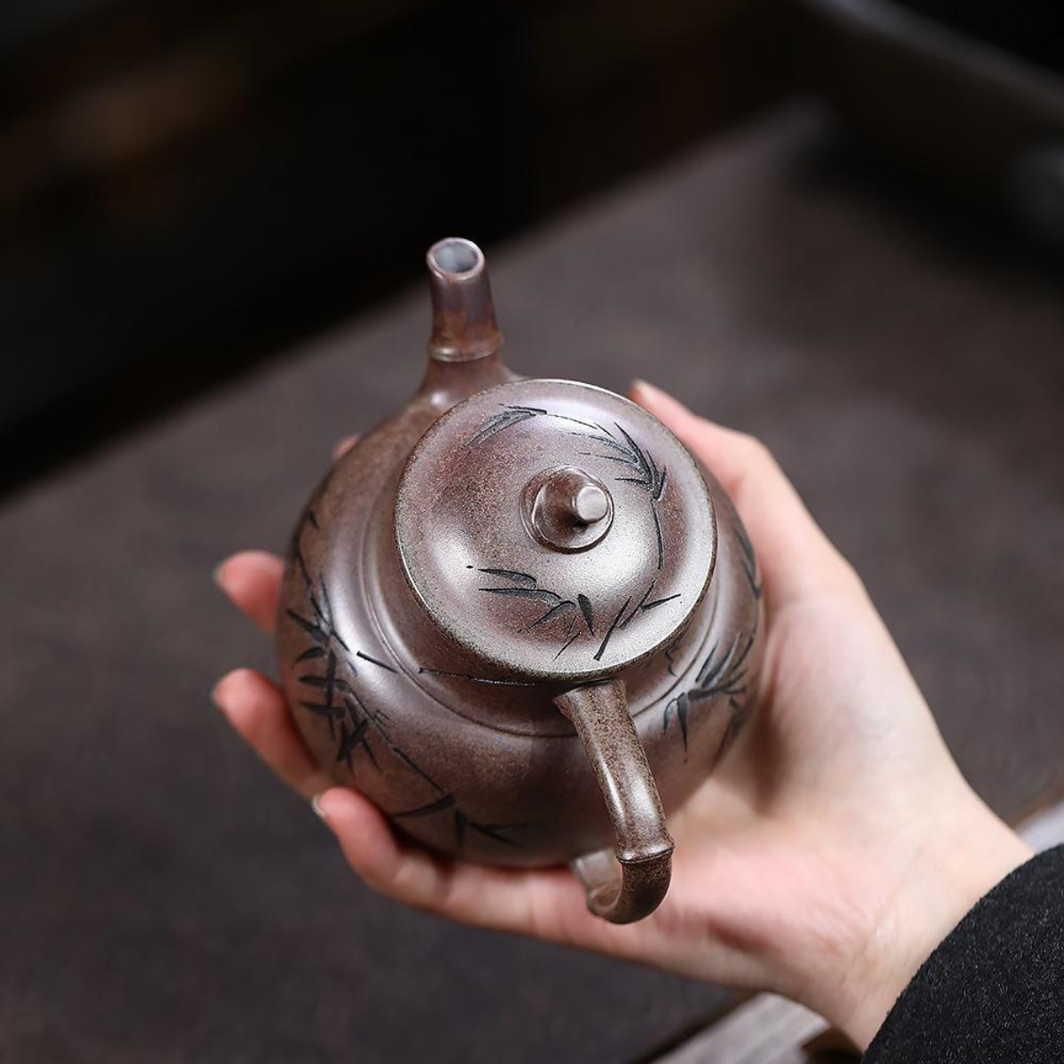 Zhu Ying Bao Yue Yixing Teapot | Raw Yan Zhi Duan Ni Rouge Clay | Handcrafted 270ml