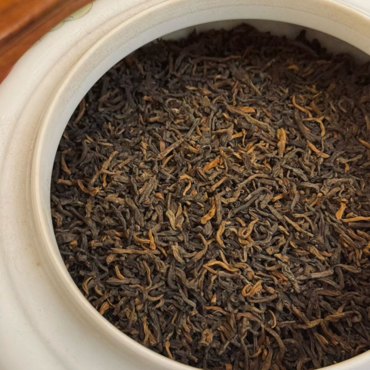 2010 Menghai Sticky Rice Aroma Ripe Pu-erh Loose Leaf Tea – Iron Tin