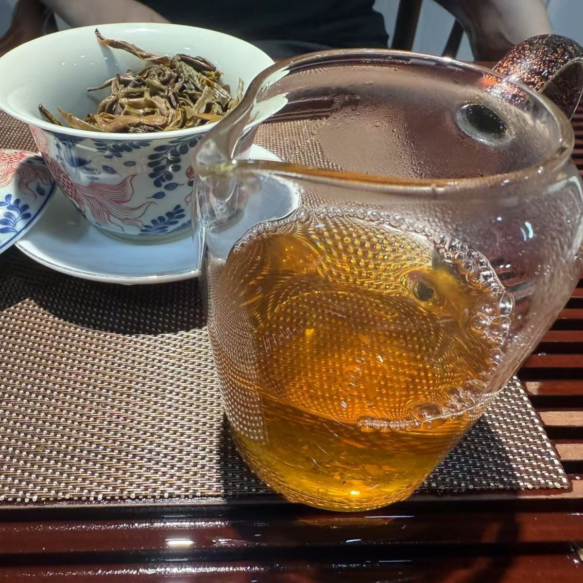 2017 Hekai Manmai Raw Pu-erh357g – Ancient Tree Sweetness with Vibrant Energy