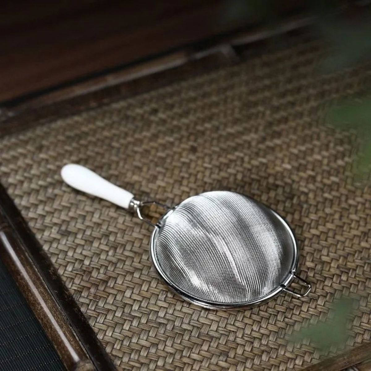 Stainless Steel Tea Strainer with Ceramic Handle