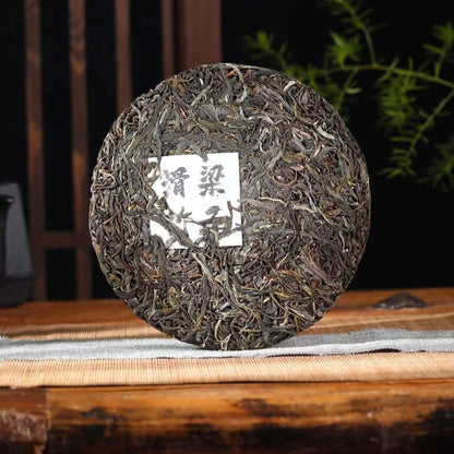 2022 Huazhu Liangzi Raw Pu‑erh Cake – 357g, Wild High‑Mountain Tea