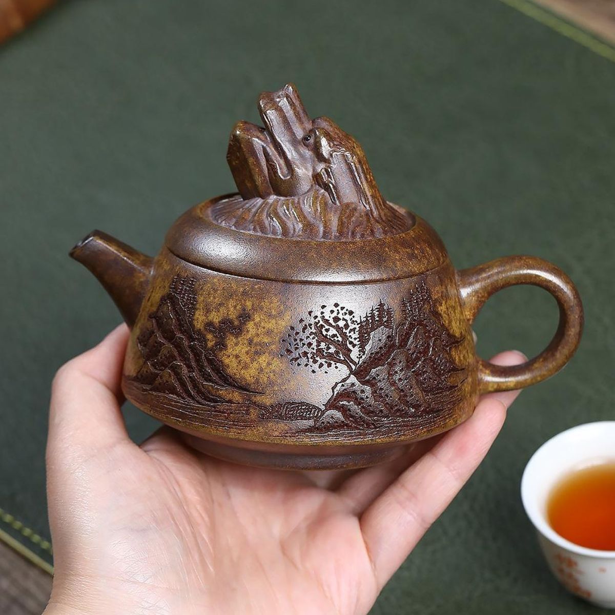 Yixing Purple Clay Teapot 250ml - Handmade Zisha Gongfu Tea Pot with High-Fired Duan Ni Clay