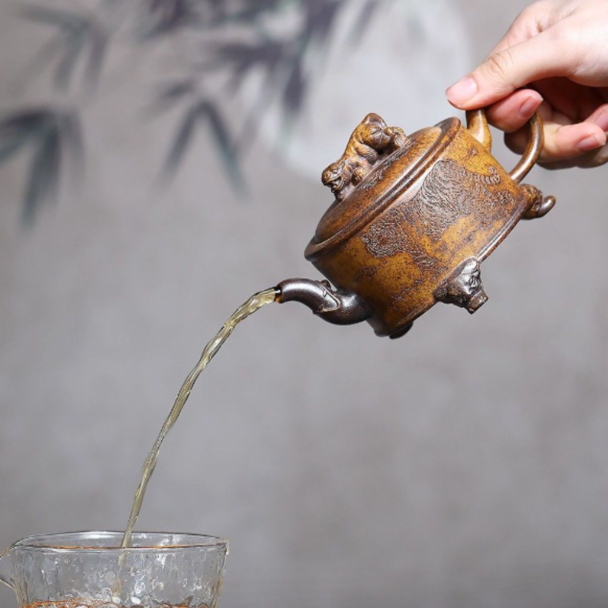 Yixing Wood-Fired Teapot "Dragon & Tiger Han Tile" 230ml - Dragon Bone Golden Sand Clay