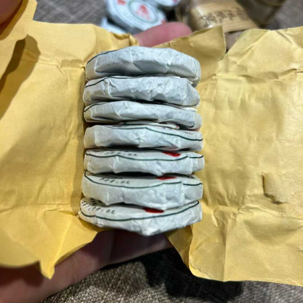 Fenghuangwo Exquisite Mini Cake Sheng Puerh 2022 - 56g / pack, 8g*7 pieces