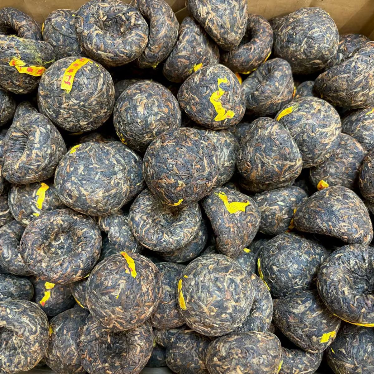 2009 Yellow Ribbon Wang Xia Tuo Cha — Aged Sheng Pu-erh (50g)