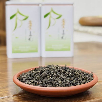Taiwan Jin Xuan Oolong Tea – Silky & Sweet