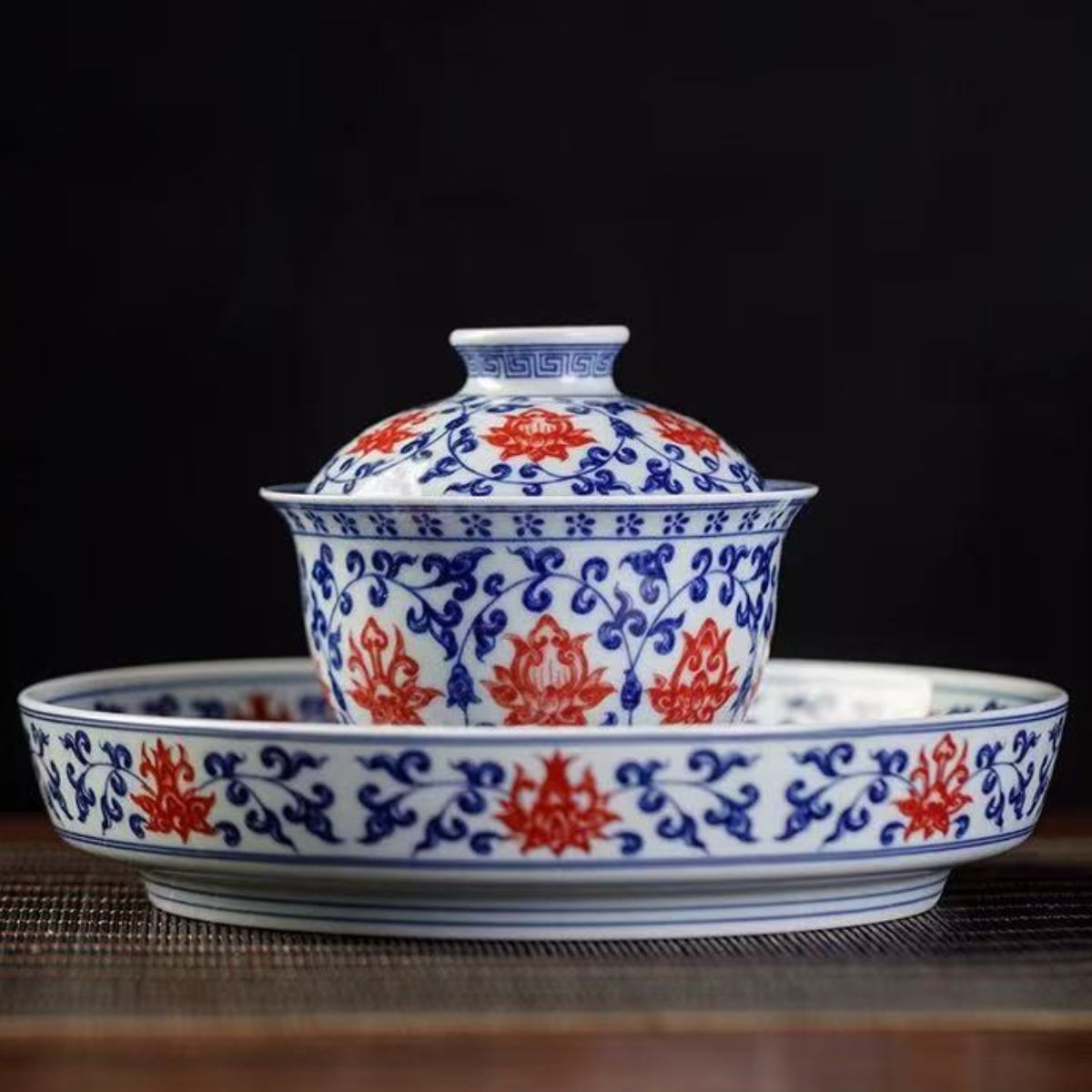 Jingdezhen Underglaze Red Gaiwan Tea Set | 5-Piece Lotus Ceramic Gift Box 150ml