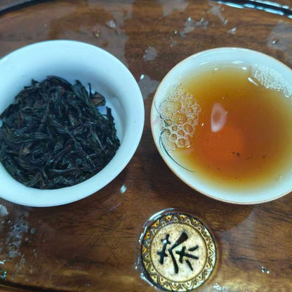 Da Hong Pao - Big Red Robe Wuyi Rock Oolong Tea