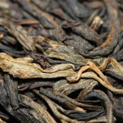 2005 Bulang Mountain Pre-Qingming Raw Pu-erh Tea | Guangdong Stored Aged Sheng Pu-erh 357g