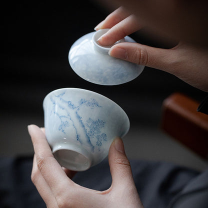 Blue & White Hand-Painted Pine Ercai Gaiwan – 150ml Porcelain Tea Bowl