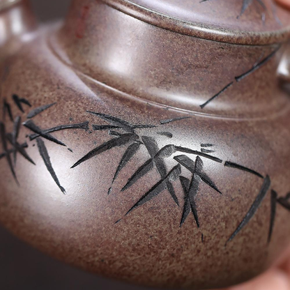 Zhu Ying Bao Yue Yixing Teapot | Raw Yan Zhi Duan Ni Rouge Clay | Handcrafted 270ml