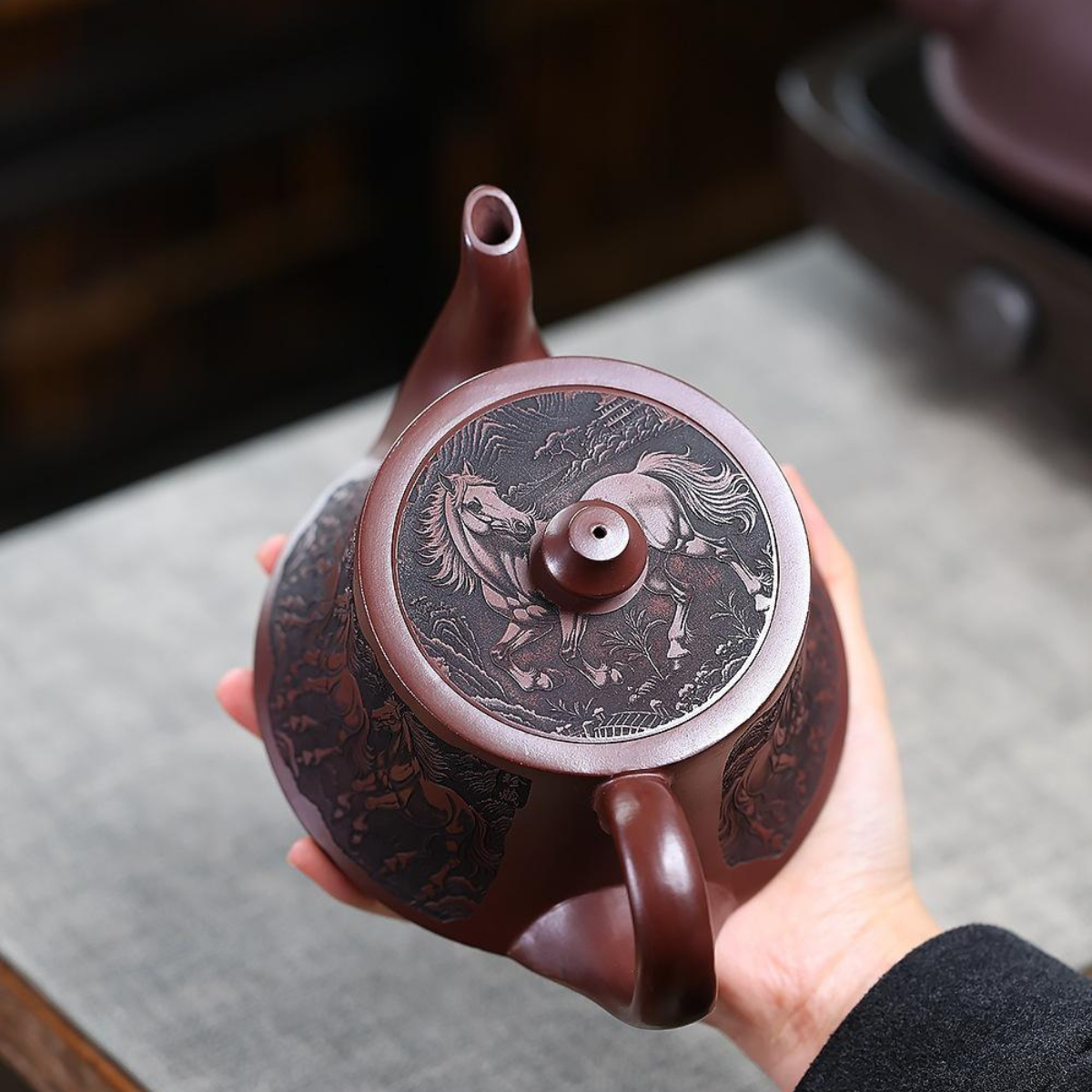 Ma Dao Cheng Gong Qu Hu Yixing Zisha Teapot – Original Mine Red Clay