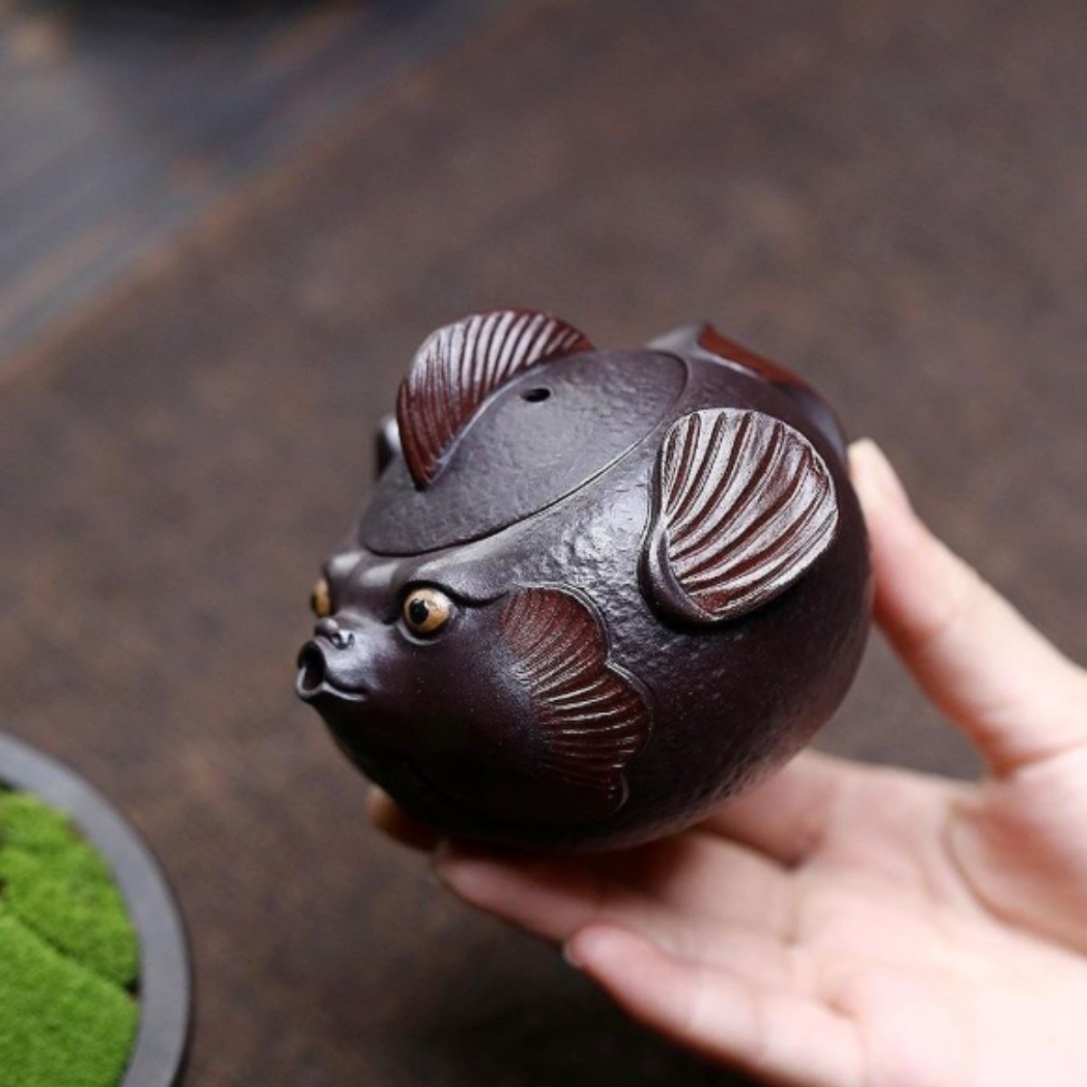 Yixing Purple Clay Teapot "Pouting Fish" 160ml - Handmade Zisha Side Handle