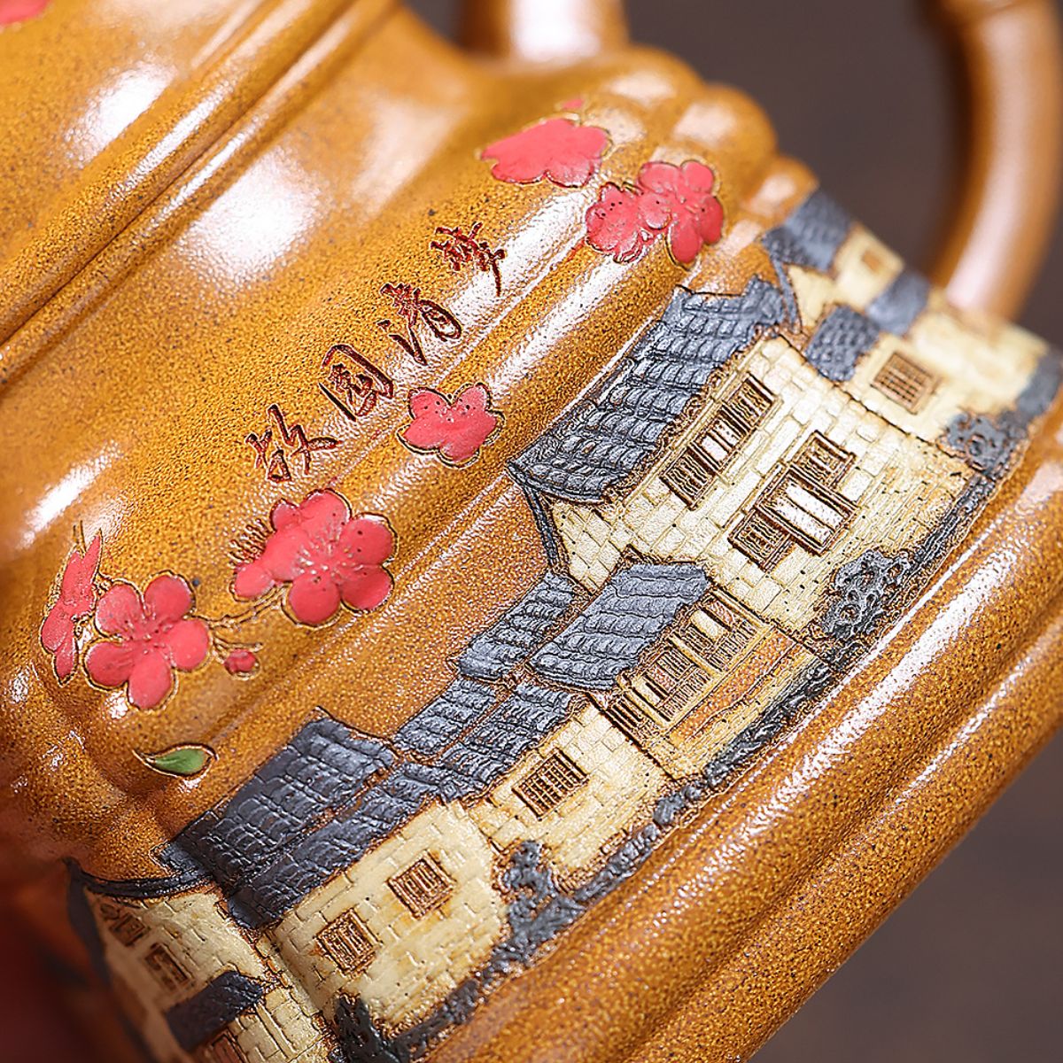 Guyuan Qingmeng Yixing Teapot — Fire-Glazed Golden Duanni, 250ml | Gift Set