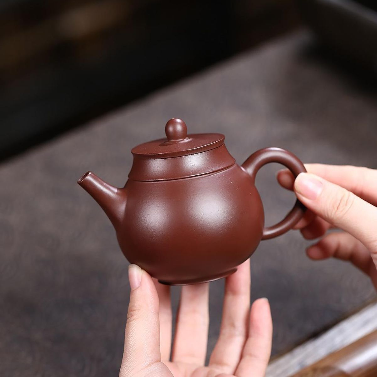 Ping Gai Lian Zi Yixing Teapot | Raw Zi Zhu Ni Purple-Vermillion Clay | Handcrafted 190ml