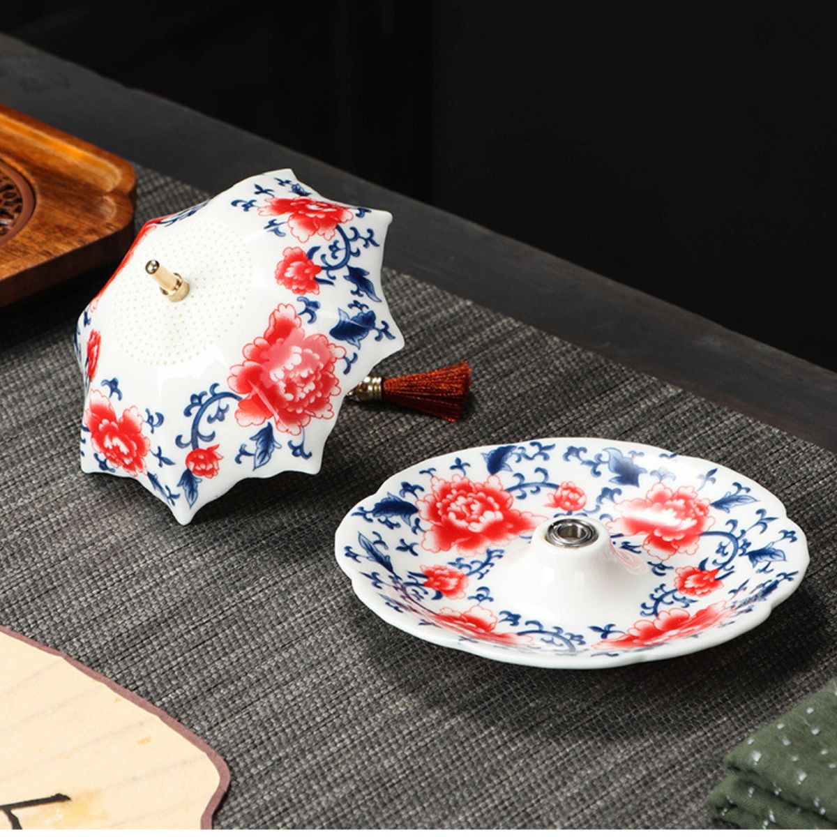Umbrella Tea Strainer Set | Blue & White Porcelain or Red Peony | Gongfu Tea Accessory