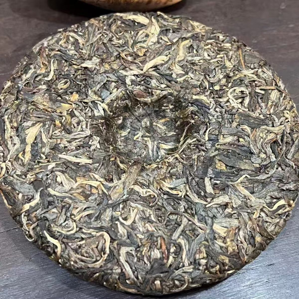 2021 Xigui Raw Pu-erh Cake (250g) – Bold & Complex