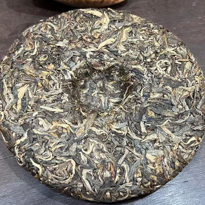 2021 Xigui Raw Pu-erh Cake (250g) – Bold & Complex