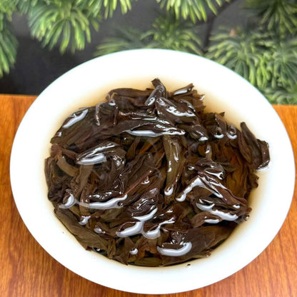Zhang Shu Ke Rougui | Wuyi Zheng Yan Rock Oolong — Cinnamon, Camphor Wood & Cool Finish