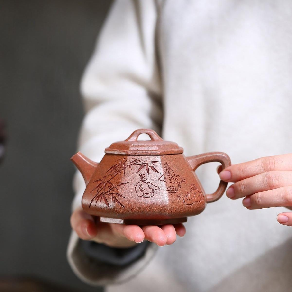 Octagonal Stone Ladle Yixing Teapot - Cloud Mist Agarwood Clay 280ml