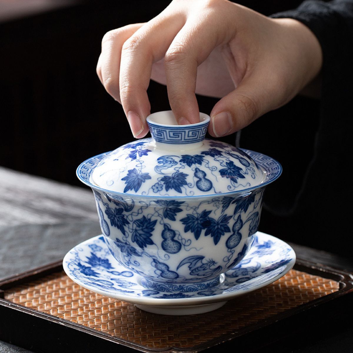 Gourd Gaiwan – Fu Lu Hand-Painted Porcelain Gongfu Tea Bowl | 160ml