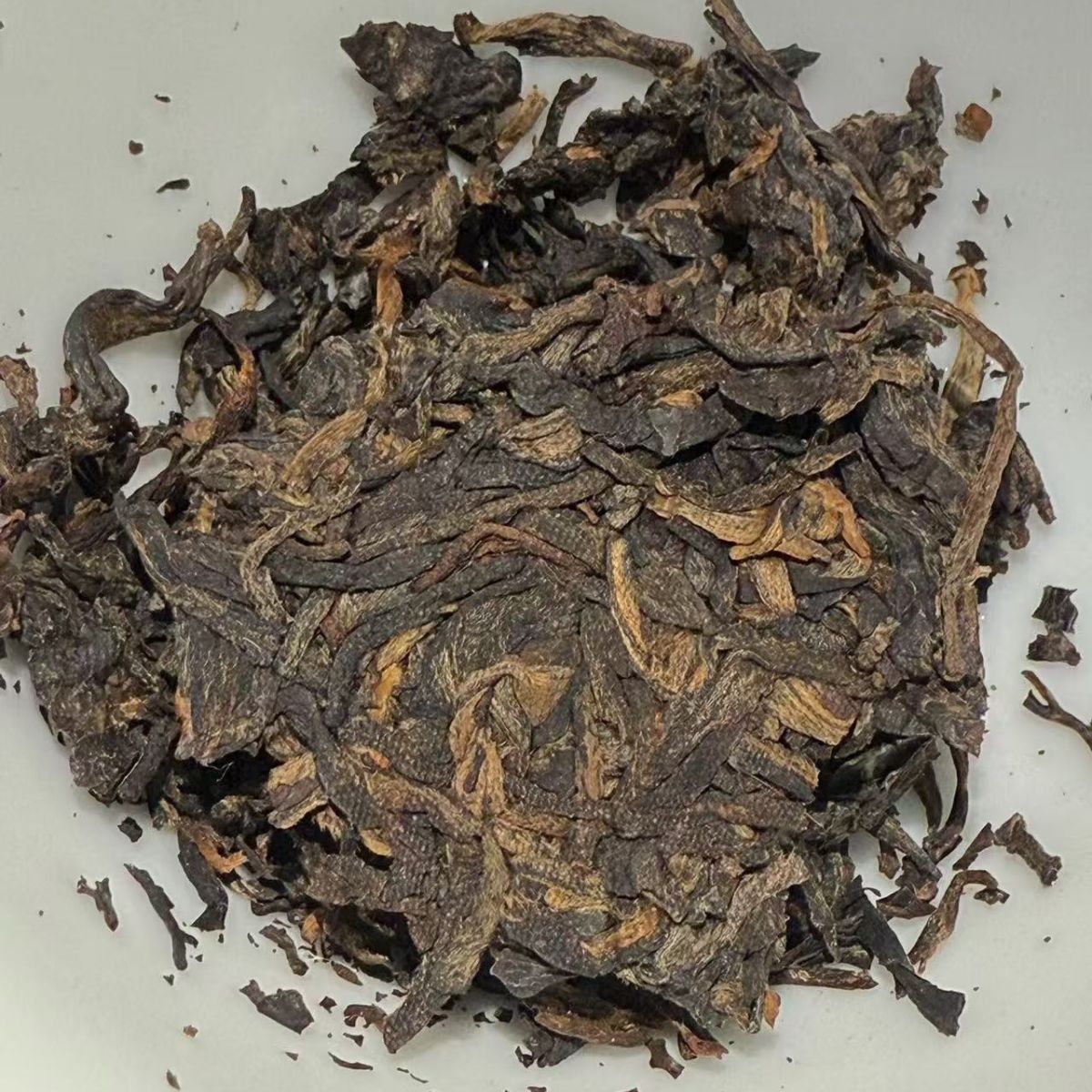 2005 Xiaguan "Songhe" 8613 Raw Pu-erh (357g) – Aged & Fragrant