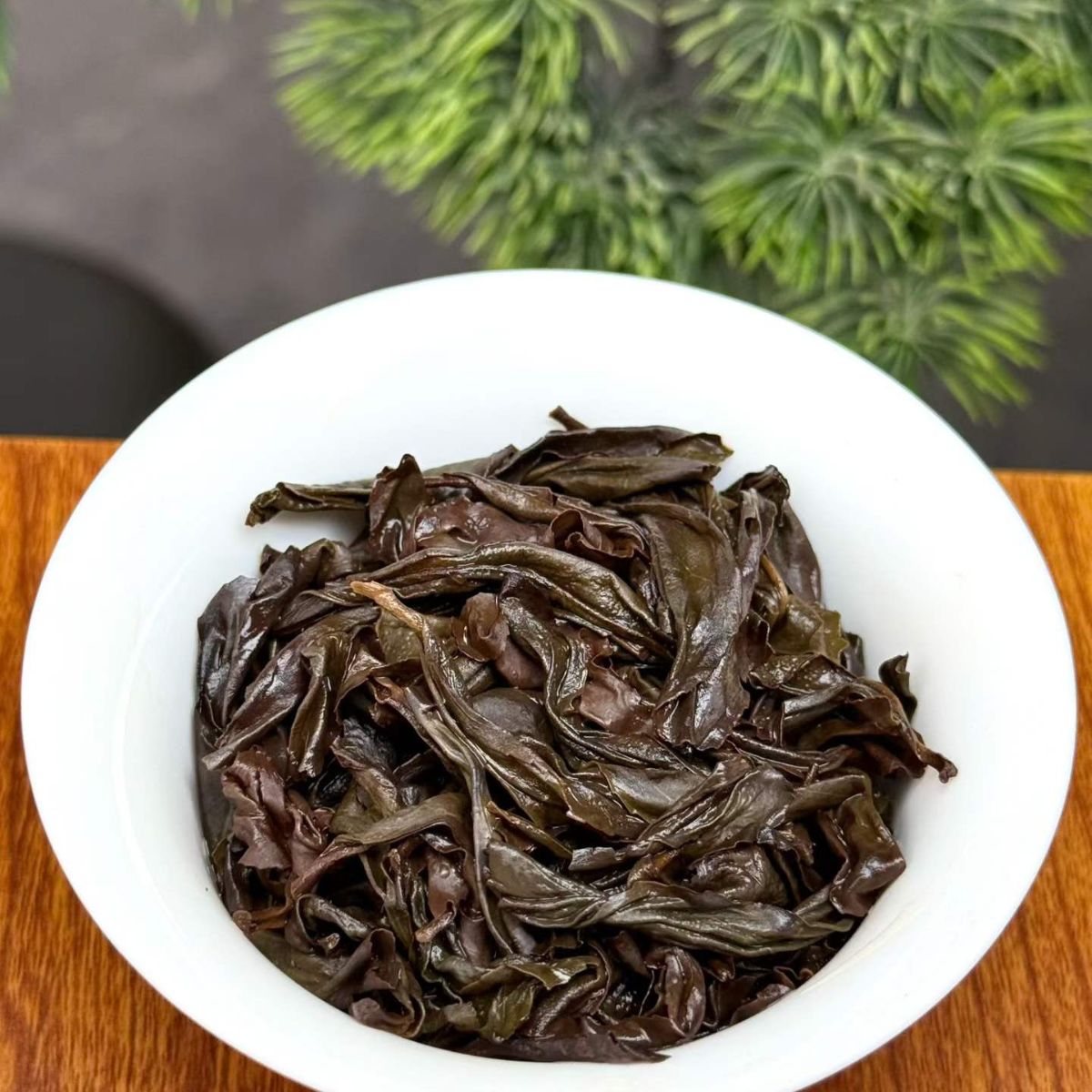 Shen Tong Yan Rougui | Wuyi Zheng Yan Rock Oolong — Cliff-Grown, Pure Cinnamon Power