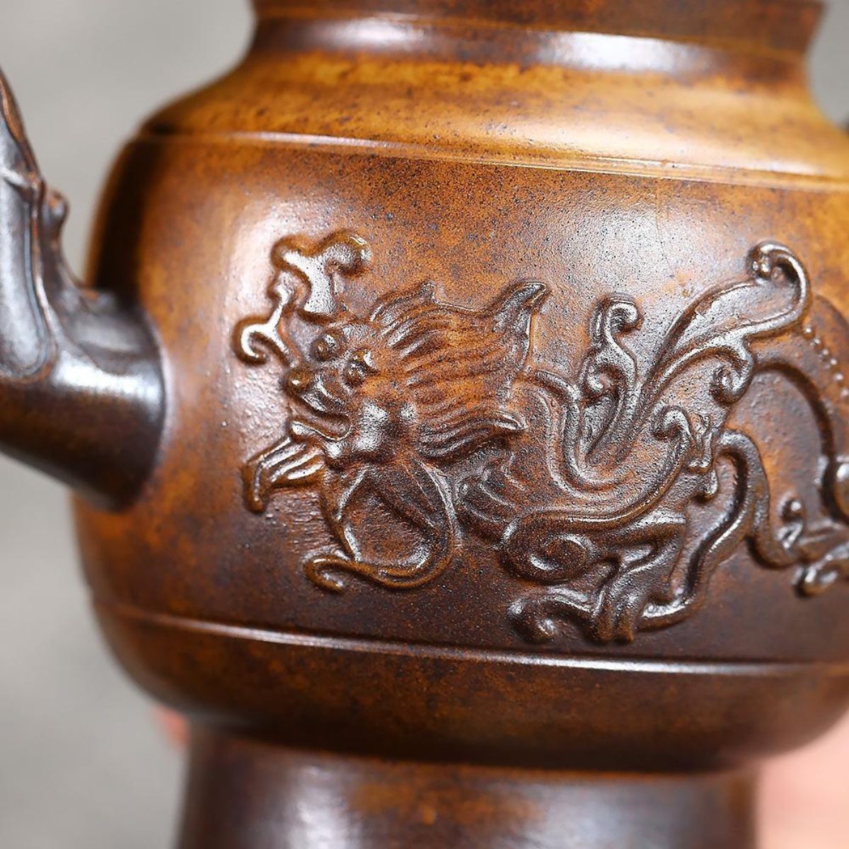 Handmade Yixing Purple Clay Teapot 420ml - Wood-Fired Dragon Bone Gold Sand Palace Lantern Gongfu Tea Pot