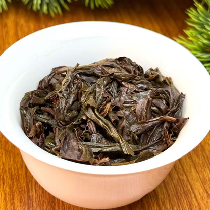Wu San Di Hua Xiang Gao Cong Shui Xian | Wuyi Rock Oolong — Light-Medium Roast, Floral & Water-Sweet