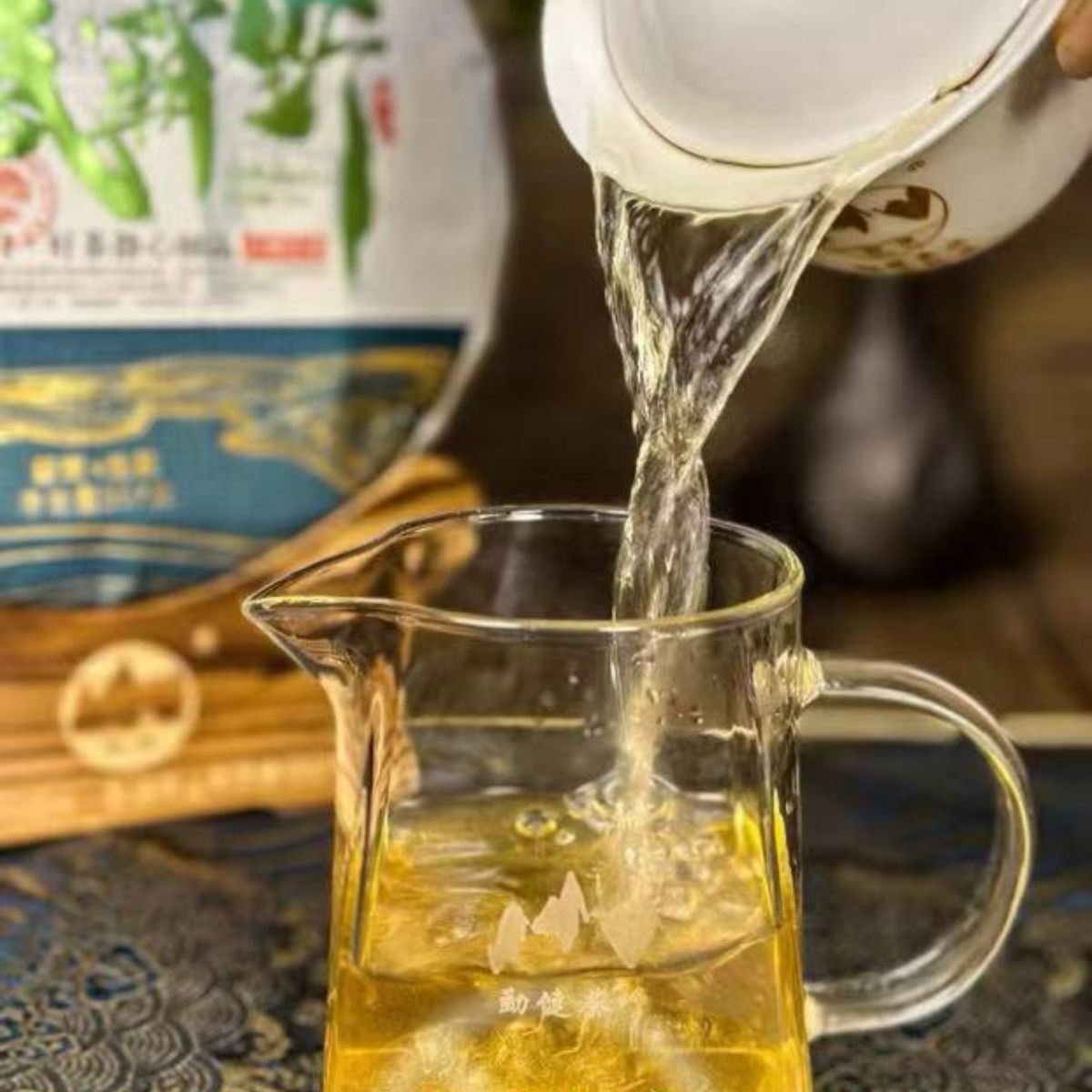 Yiwu Ba Ye — Rare Wild Arbor High-Pole Sheng Puerh | 357g Cake | Untamed Tea Energy