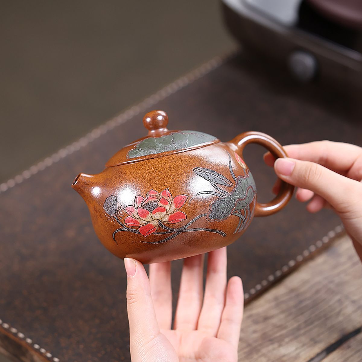 Hexiang Xishi Yixing Teapot & Master Cup Set — Fire-Glazed Golden Duanni, 450ml | Gift Set