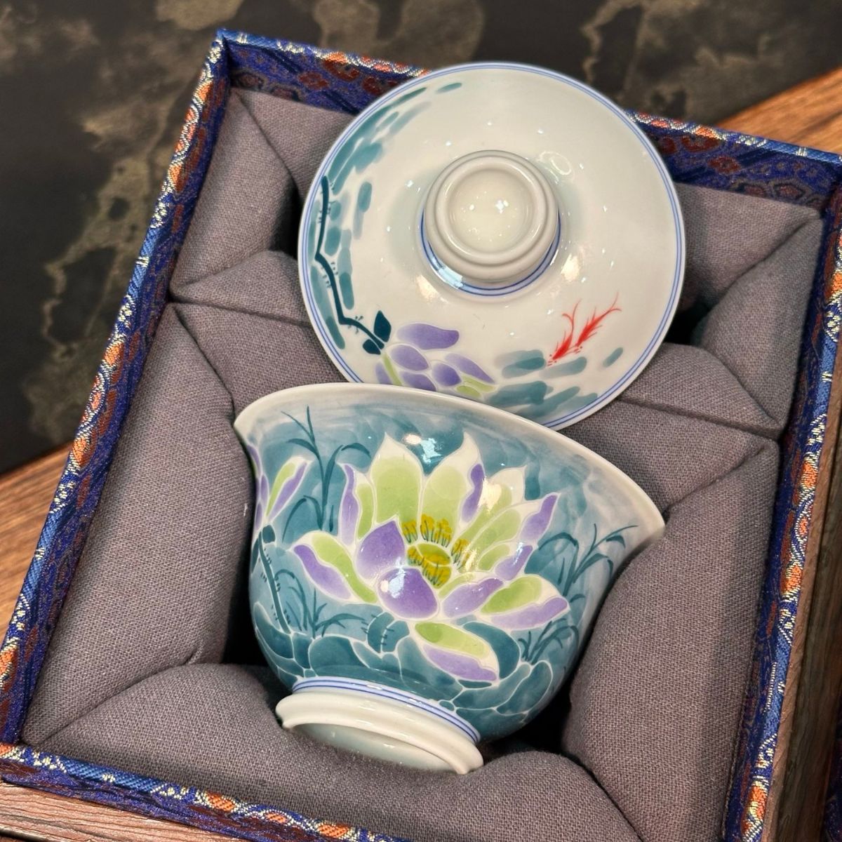 Lotus Pond Moonlight Hand-Painted Ceramic Tea Set – Gaiwan, Pu-erh Cup, Ruishi Cup & Dry Brewing Tray