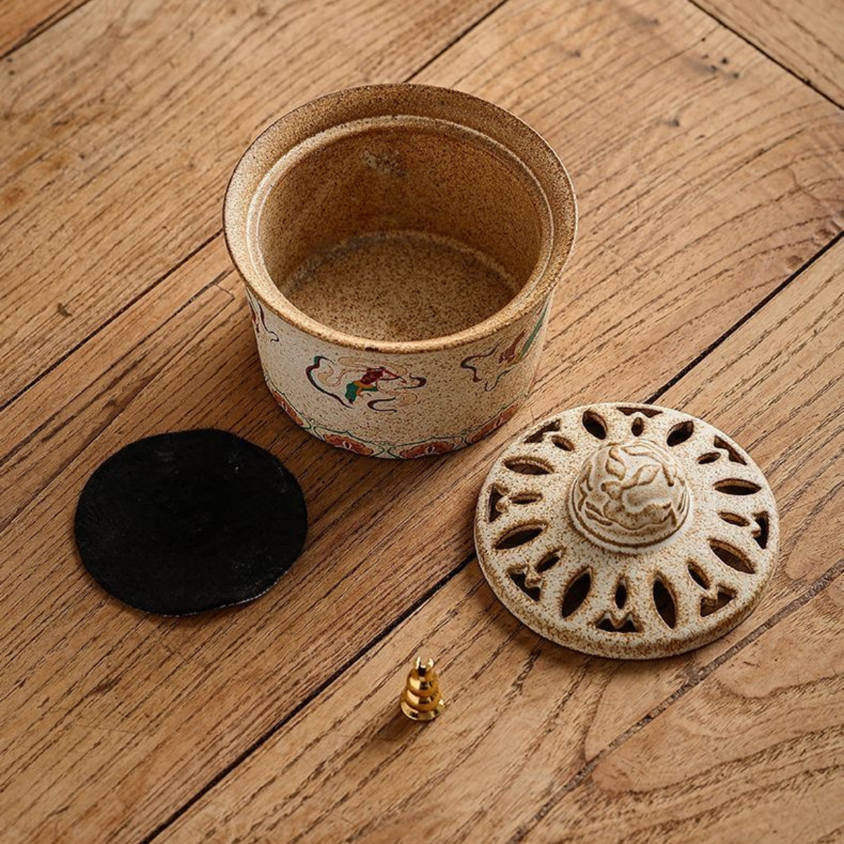 Dunhuang Ceramic Incense Holder Set – Elegant Tea Ceremony Companion
