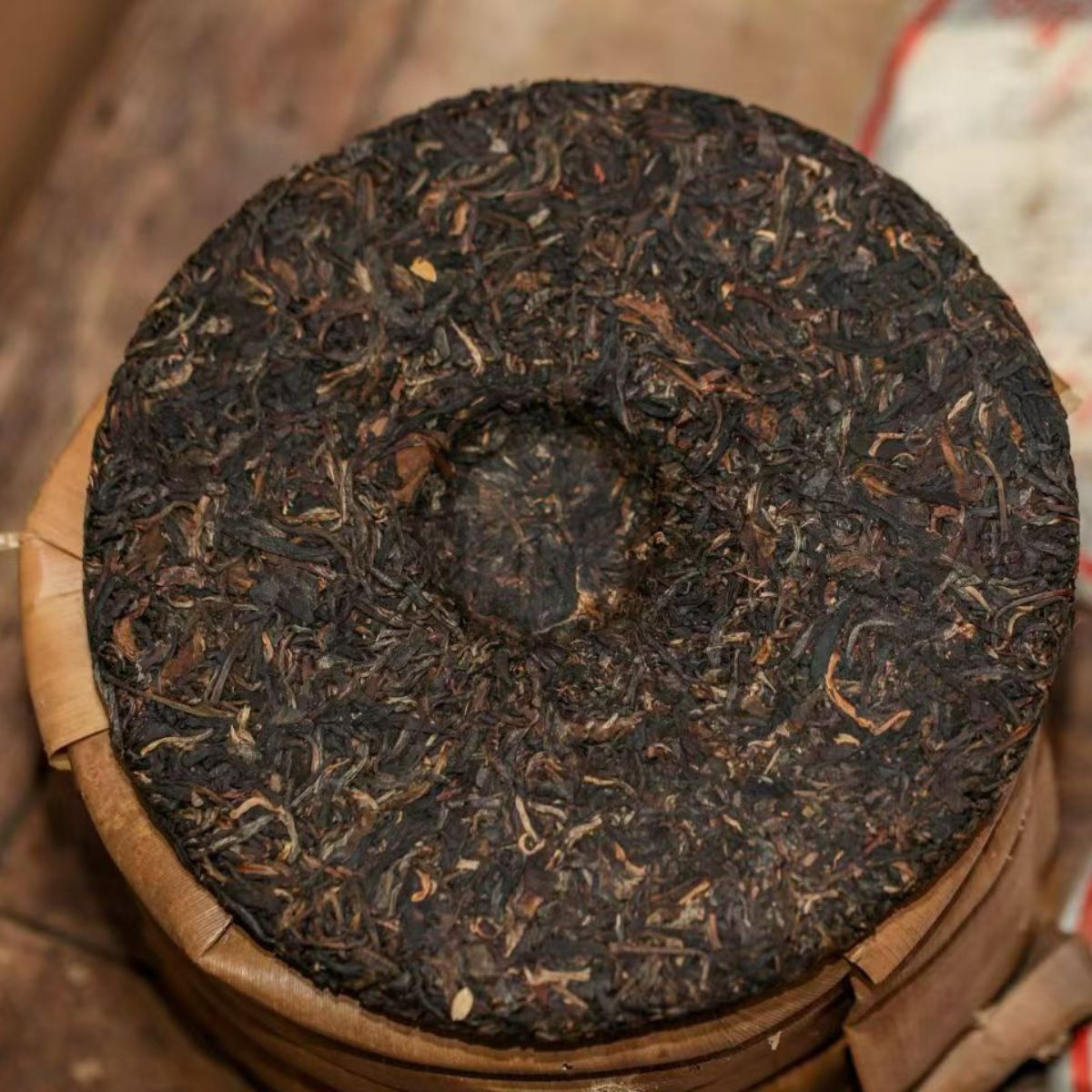 2005 Zhongcha “Apple Green” 7542 Raw Pu-erh Tea | Guangdong Stored Aged Sheng Pu-erh