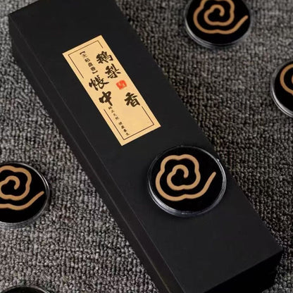 Binder-Free Goose Pear Coil Incense – 7A Grade | 3-Year Aged Agarwood & Sandalwood Blend