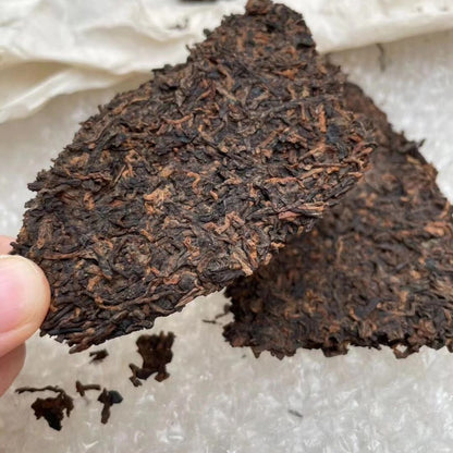 2003 Aged Menghai Gongting Pu-erh Tea Cake – Old Tree Ripe Tea, Smooth & Naturally Sweet Finish (357g)