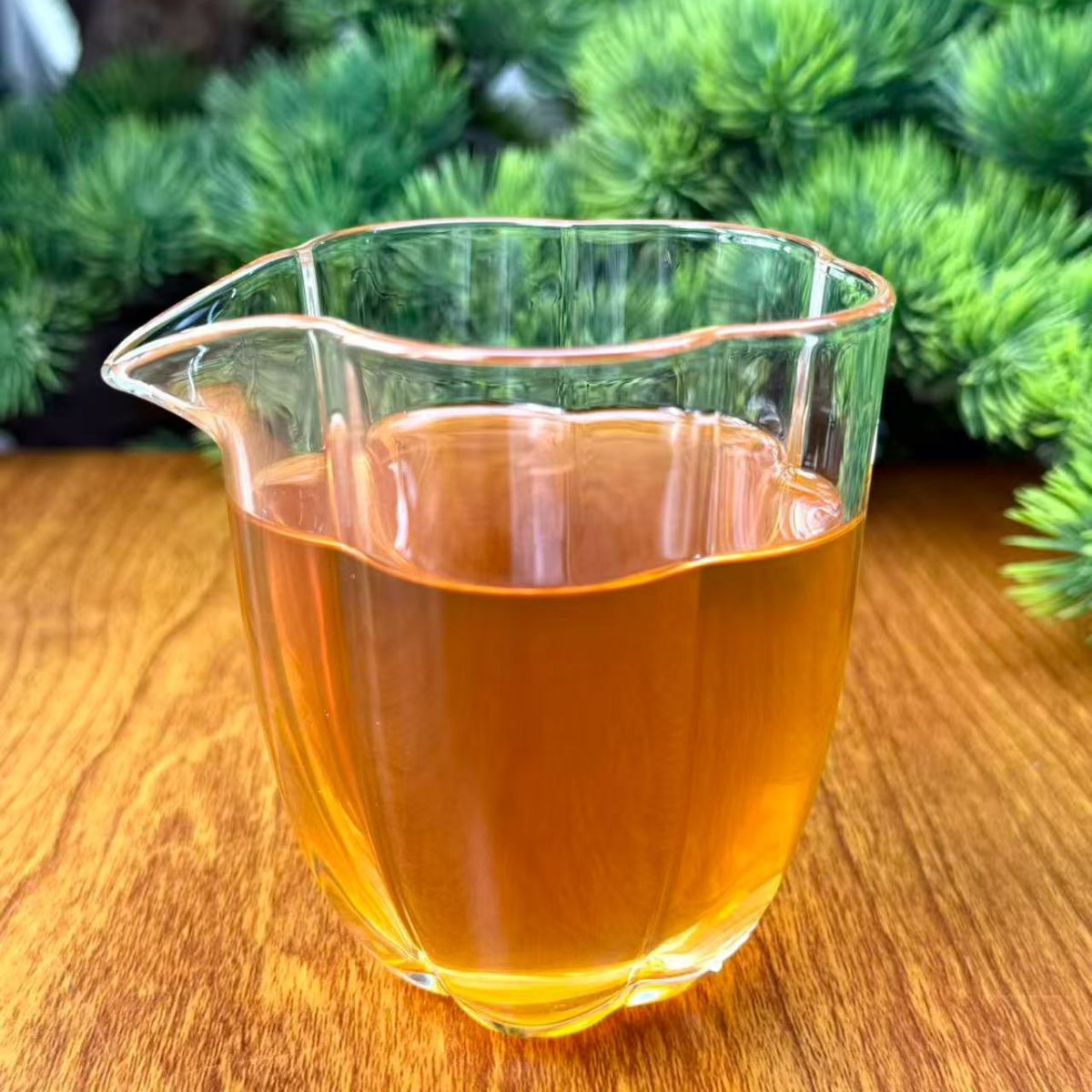 Peach Aroma Rougui | Wuyi Rock Oolong — Light-Medium Roast, Three-Layer Fragrance