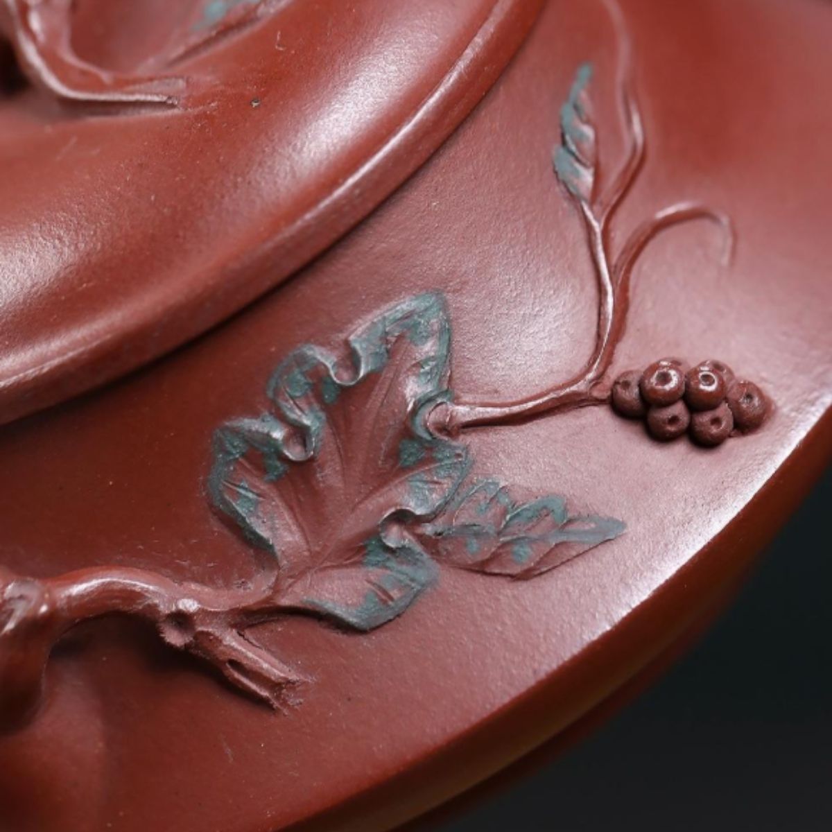 Pine Shadow Han Tile Yixing Teapot - Red Dragon Skin Clay 230ml